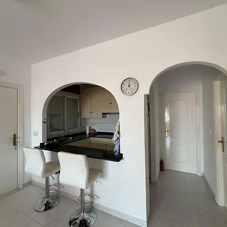 Calle Pluton 77 Apartamento *