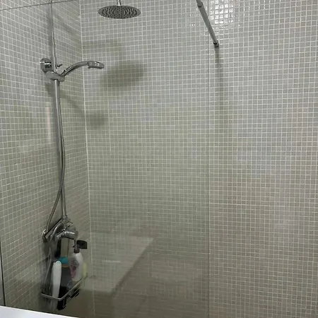 Apartamento Calle Pluton 77 *